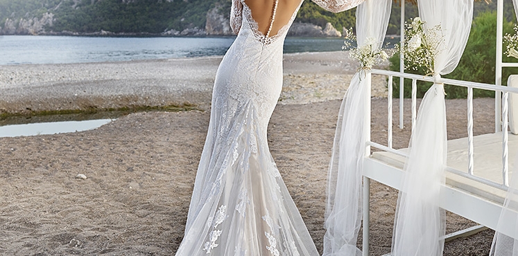 Getting Married in Ohio: How to Choose a Wedding Gown Collection