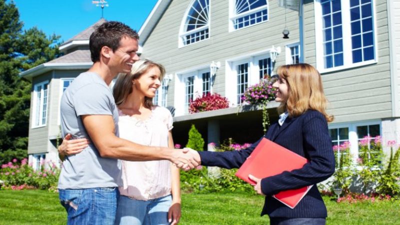 Why Should You Hire Professionals to Sell a Home Fast in Denver?