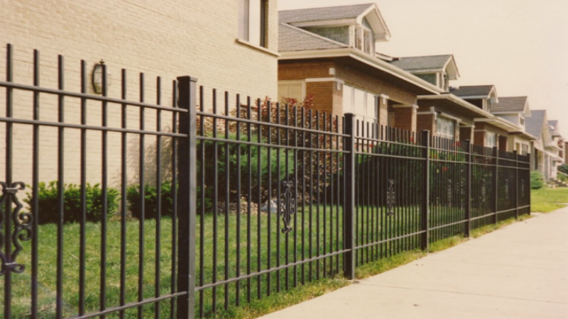 Top 3 Reasons Why You Should Consider Using a Chicago Fence Contractor